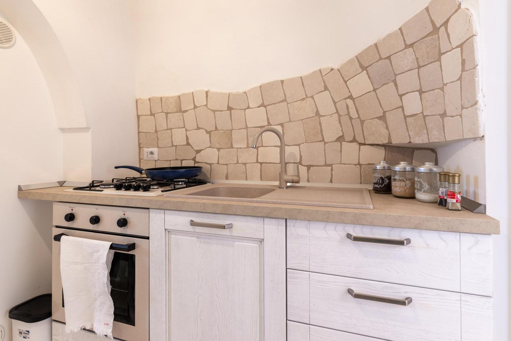 צ'יסטרנינו Trullo Degli Anelli In Masseria מראה חיצוני תמונה